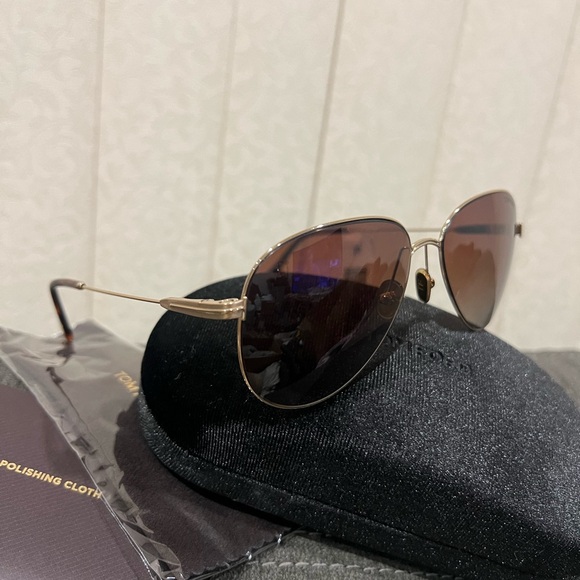 NEW Tom Ford Gold Porscha Aviator Sunglasses - Picture 4 of 10
